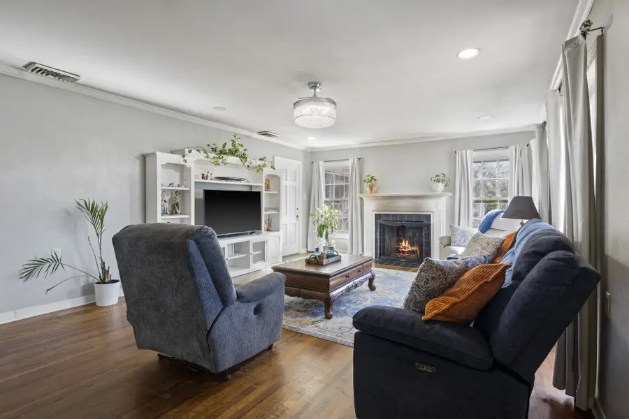 205 S Main Street, Winnsboro, TX 75494 - Image #3