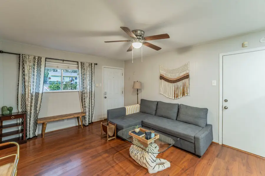 1903 Dogwood Drive, Arlington, TX 76012 - Image #3