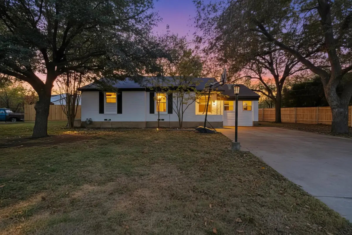 1626 Crest Ridge Drive, Dallas, TX 75228 - Image #1