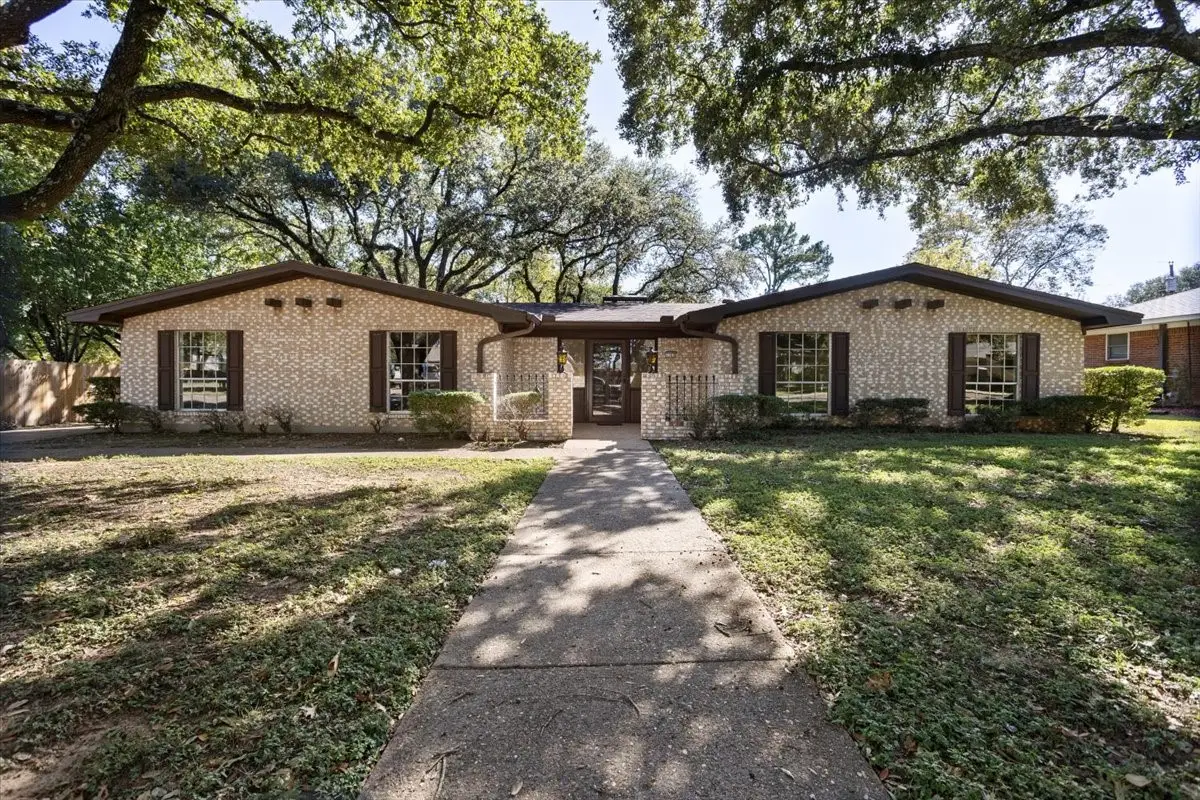 1103 Trace Road, Cleburne, TX 76033 - Image #1