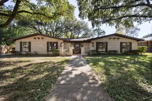 1103 Trace Road, Cleburne, TX 76033
