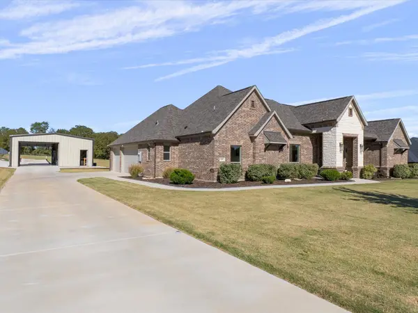 105 Ash Lane, Weatherford, TX 76085