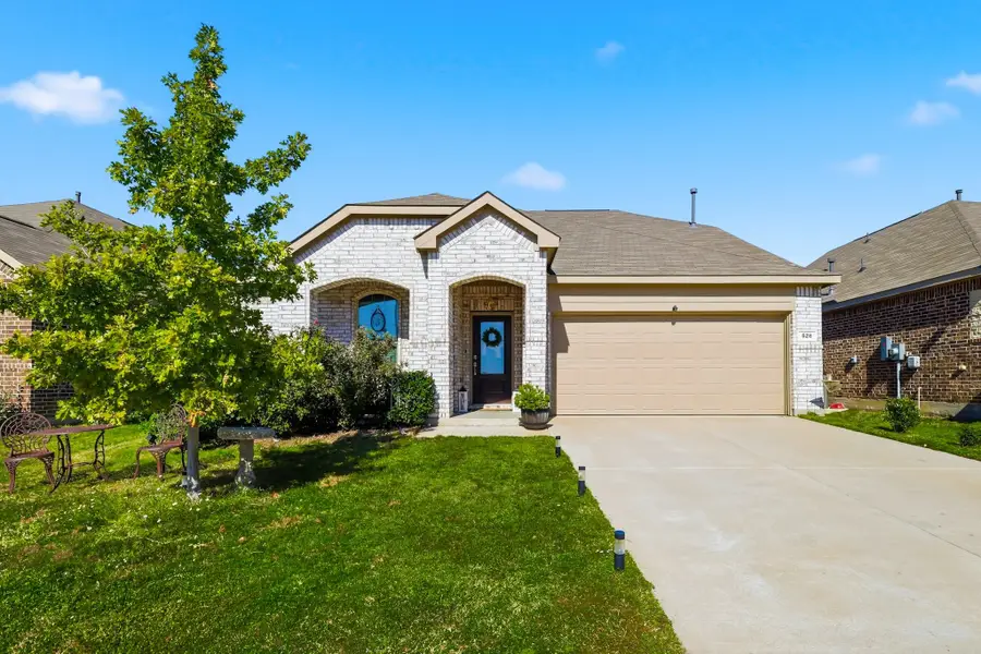 528 Ranchito Pass, Haslet, TX 76052 - Image #2