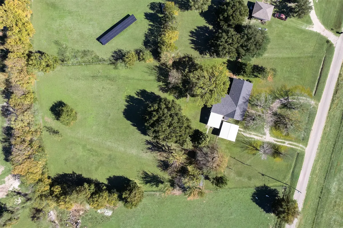 646 Liska Road, Ennis, TX 75119 - Image #1