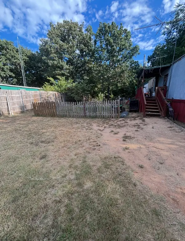 7047 Alcove Street, Azle, TX 76020