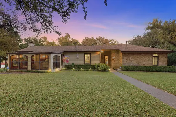 9848 Lake Haven Circle, Fort Worth, TX 76108