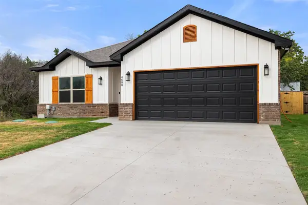 4608 Eagle Nest Court, Granbury, TX 76048