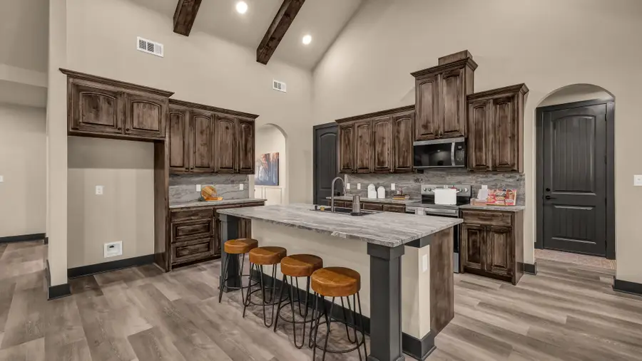 505 Hackamore Court, Weatherford, TX 76088 - Image #3