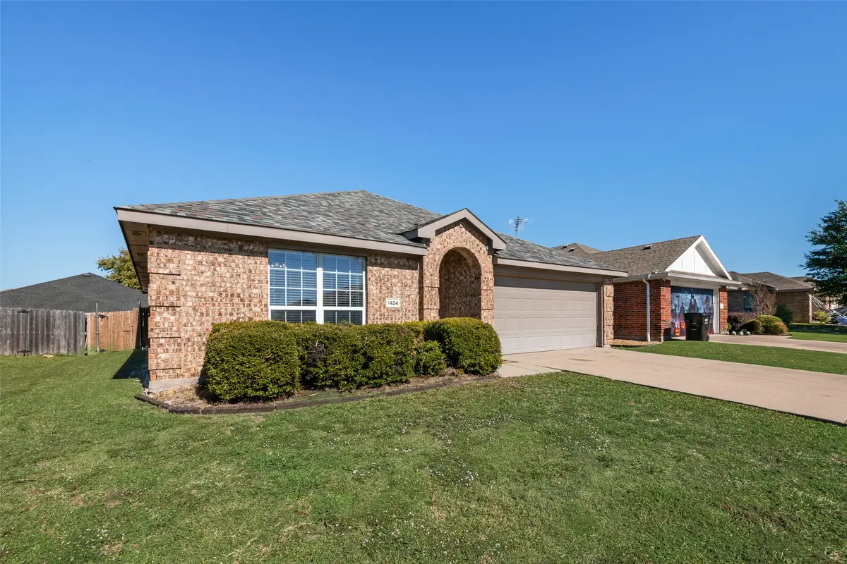 1424 Jacksons Run, Greenville, TX 75402 - Image #1
