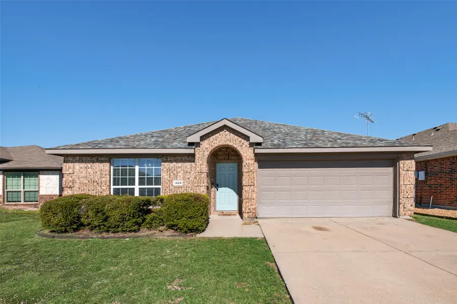 1424 Jacksons Run, Greenville, TX 75402 - Image #2