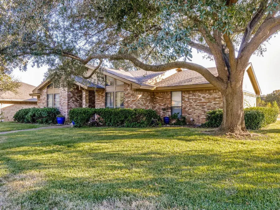 4225 Capilla Street, Fort Worth, TX 76133 - Image #2