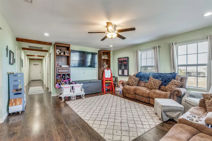 113 Mccrae Lane, Boyd, TX 76023 - Image #3