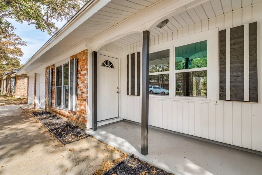 1236 King Drive, Bedford, TX 76022 - Image #3