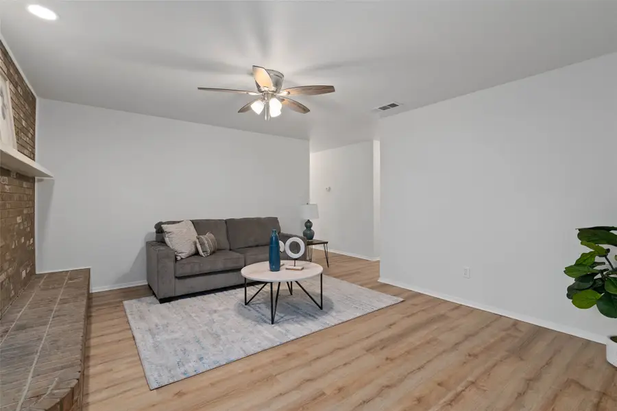 1212 Autumn Oak Drive, Denton, TX 76209 - Image #3