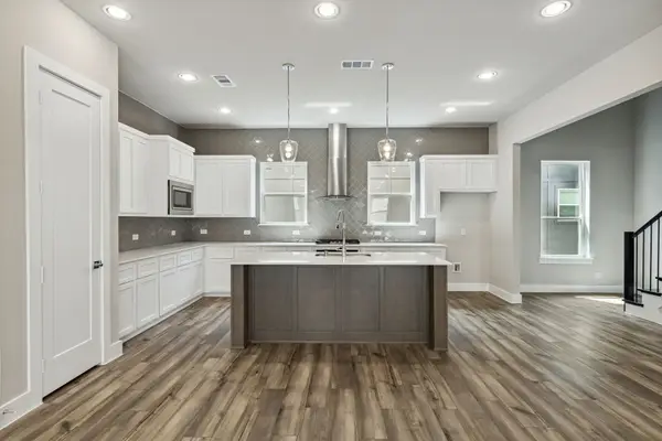 2619 Carmelita Street, Dallas, TX 75212