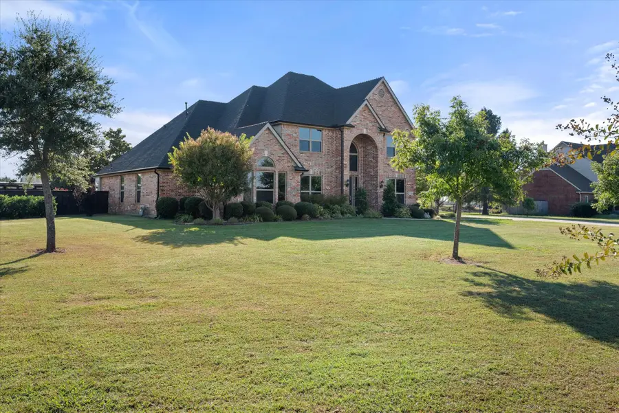 5716 Pinnacle Circle, Sachse, TX 75048 - Image #3