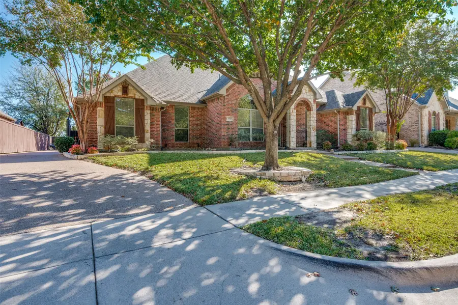 7717 Frio River Road, Arlington, TX 76001 - Image #2