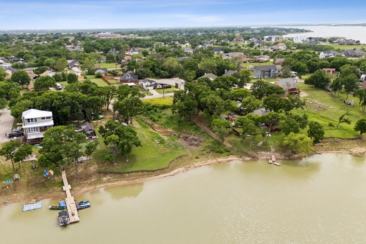 4547 N Shore Drive, The Colony, TX 75056 - Image #1