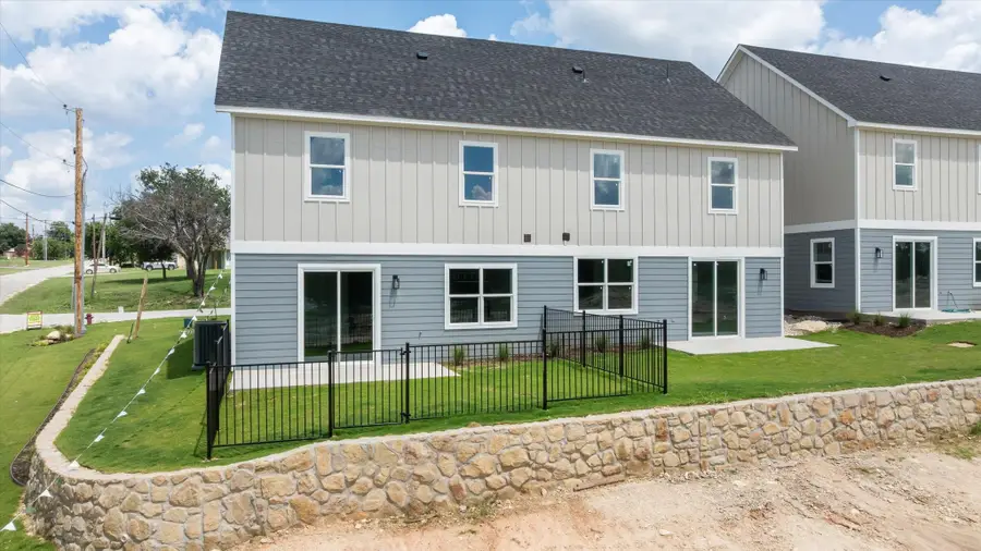 720 N Sycamore Street, Hico, TX 76457 - #2