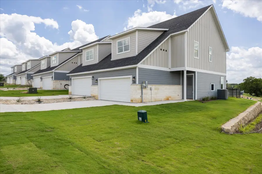 720 N Sycamore Street, Hico, TX 76457 - #3