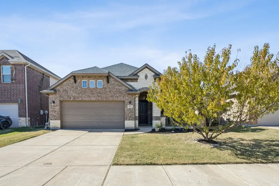 1824 Abby Creek Drive, Little Elm, TX 75068 - Image #2