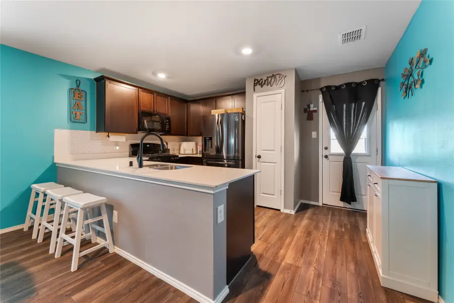 2213 Nightgrove Circle, Crandall, TX 75114 - Image #2