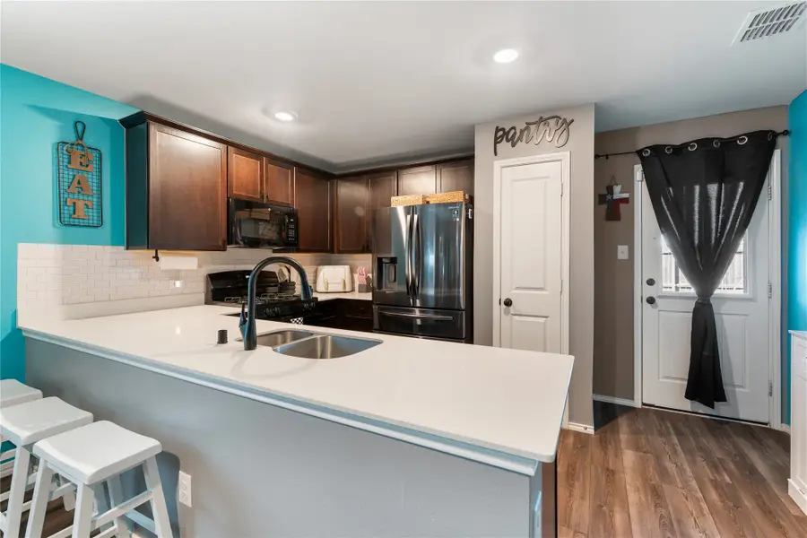 2213 Nightgrove Circle, Crandall, TX 75114 - Image #3