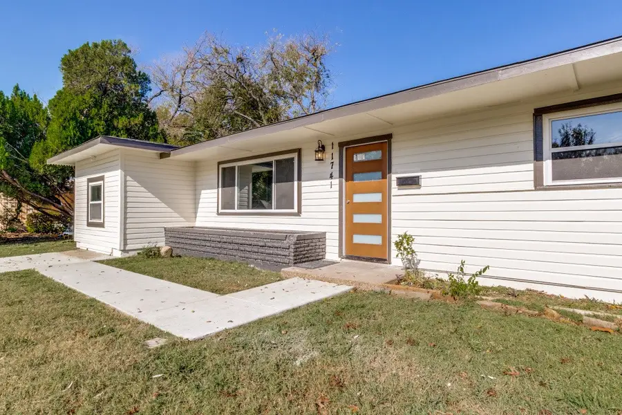 11741 Abston Lane, Dallas, TX 75218 - Image #2