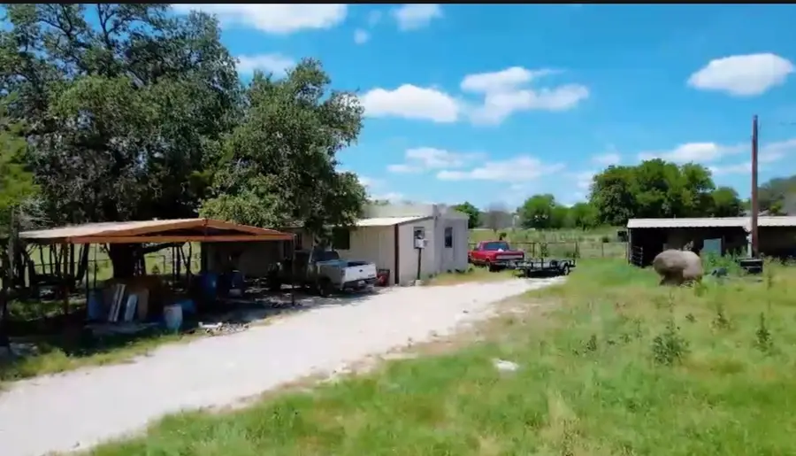 190 Mesquite Trail, Weatherford, TX 76087 - Image #2