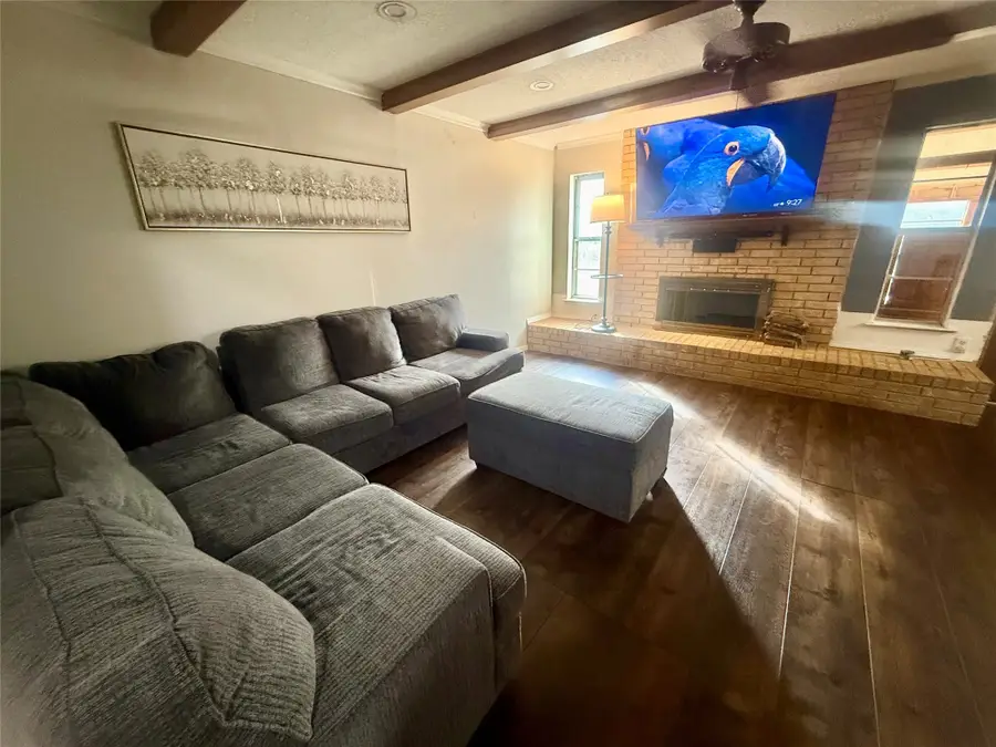 5710 Woodcrest Drive, Fort Worth, TX 76140 - Image #3