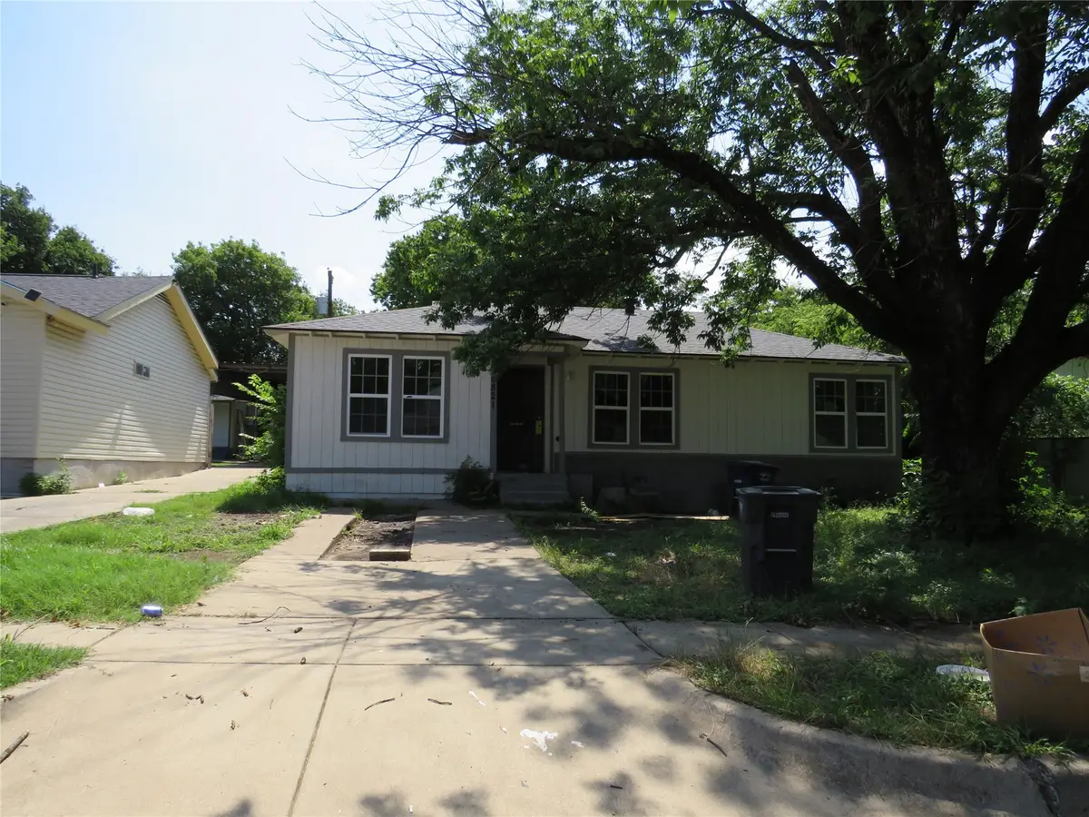 4821 Ollie Street, Fort Worth, TX 76119 - Image #1