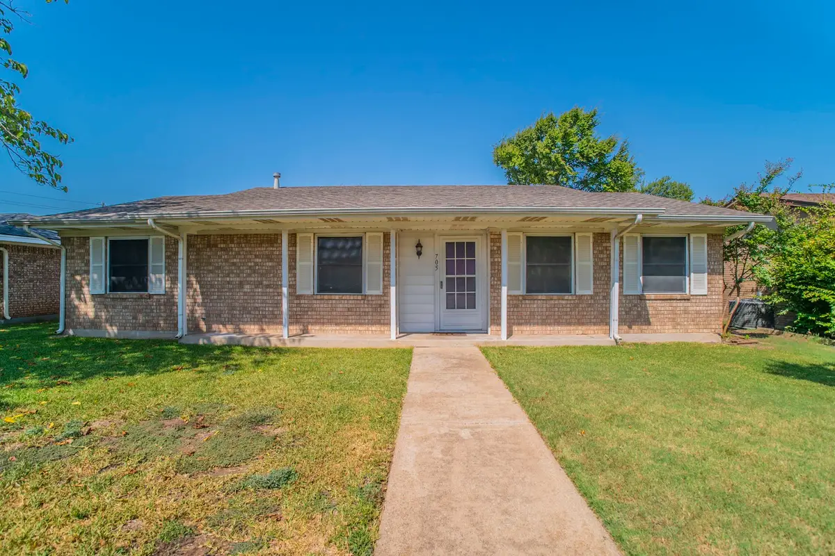 705 S 4th Street, Midlothian, TX 76065 - Image #1