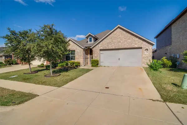 2136 Erika Lane, Forney, TX 75126