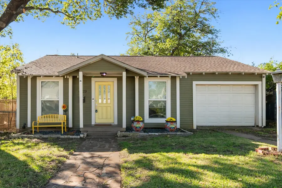 4029 Lovell Avenue, Fort Worth, TX 76107 - Image #2