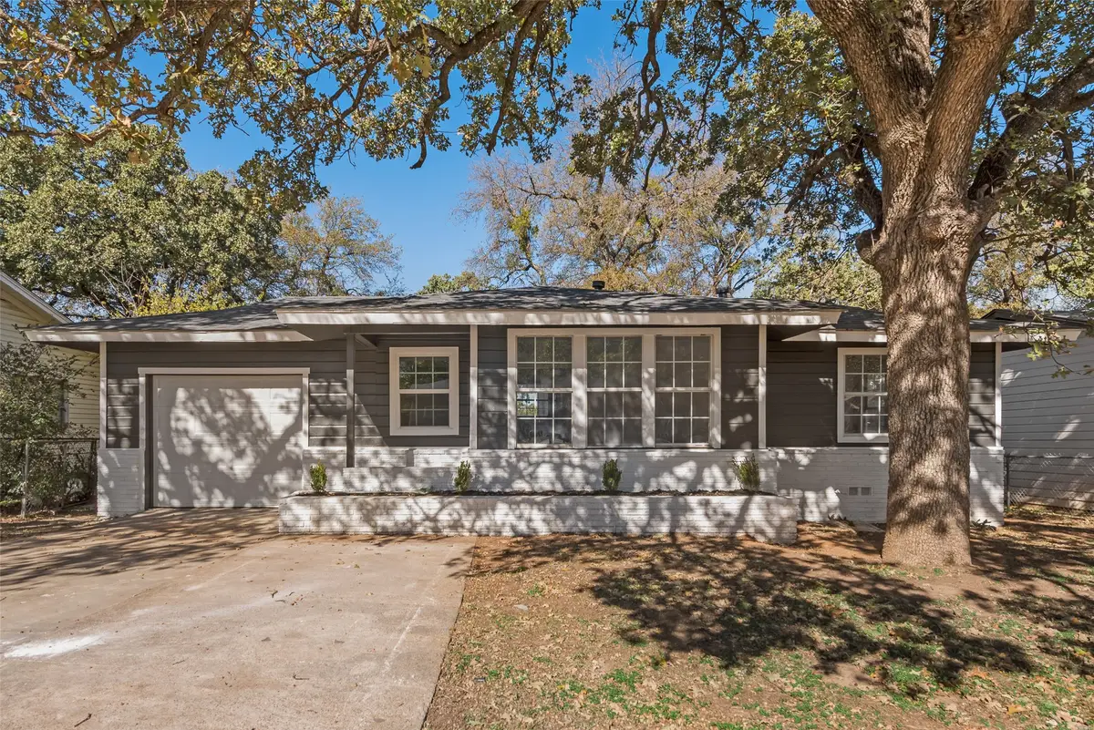 4249 Crenshaw Avenue, Fort Worth, TX 76105 - Image #1