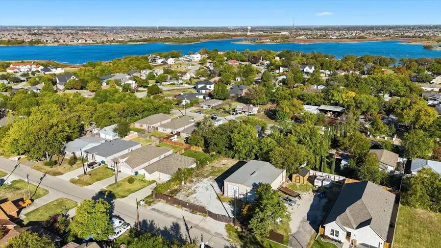 4529 W Lake Highlands Drive, The Colony, TX 75056 - Image #3