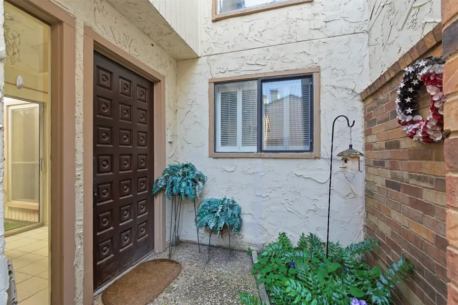 9818 Bent Branch Lane, Dallas, TX 75243 - Image #3