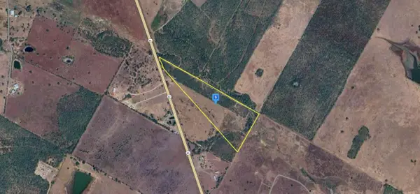 200 Hwy 80, Nixon, TX 78140