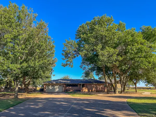 7900 Red River Road, Byers, TX 76357