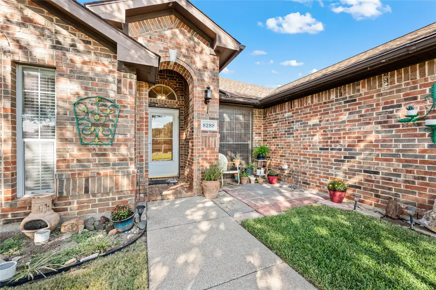 8288 Hillside Drive, Frisco, TX 75033 - Image #3