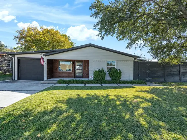13906 Dennis Lane, Farmers Branch, TX 75234