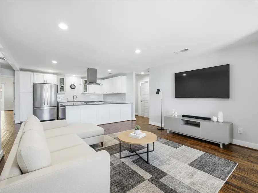 13906 Dennis Lane, Farmers Branch, TX 75234 - Image #3