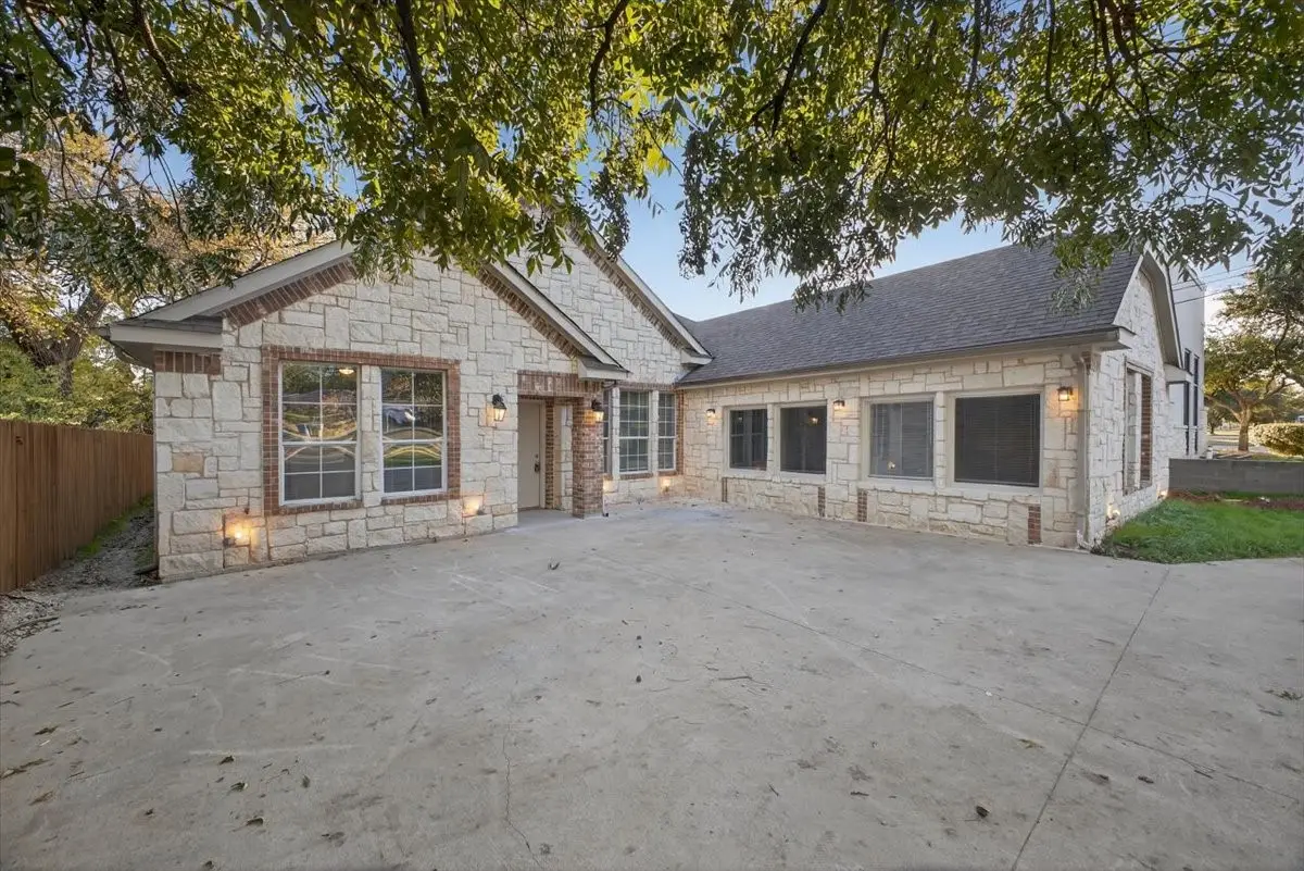 Address Withheld By Seller, Dallas, TX 75211 - Image #1