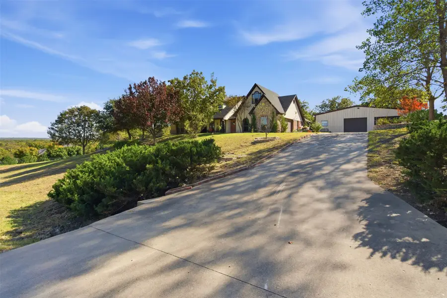 437 Adair Lane, Weatherford, TX 76088 - Image #3