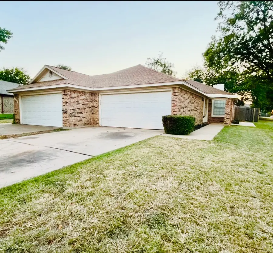 7652 Colorado Creek Court, Fort Worth, TX 76133 - Image #2