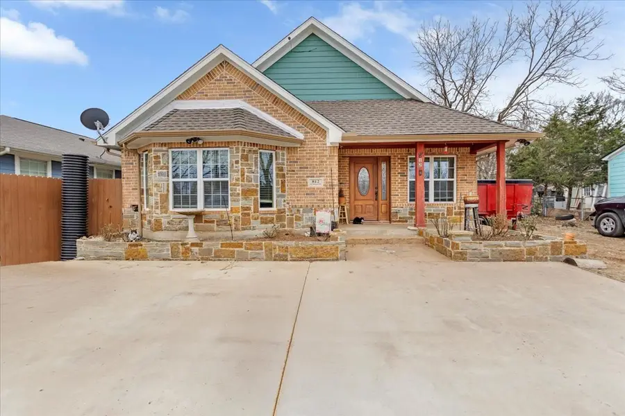 812 E Mcgee Street, Sherman, TX 75090 - Image #2