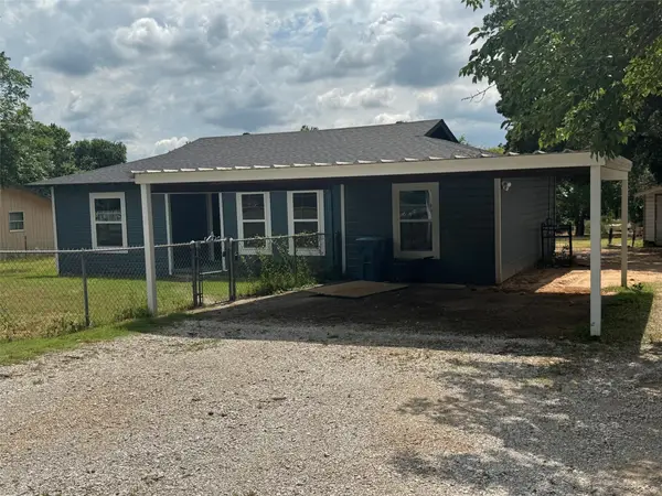 120 Live Oak Drive, Azle, TX 76020