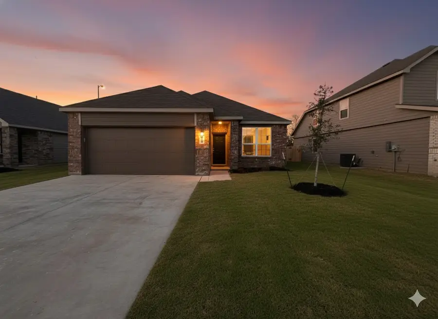 8120 Sycamore Brook Drive, Fort Worth, TX 76123 - Image #2