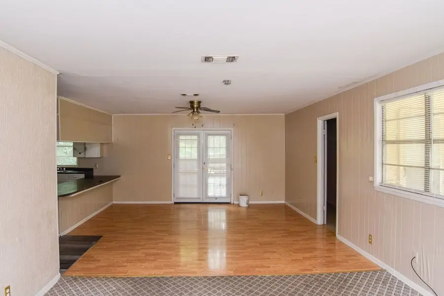 109 Olive Street, Mount Vernon, TX 75457 - Image #3