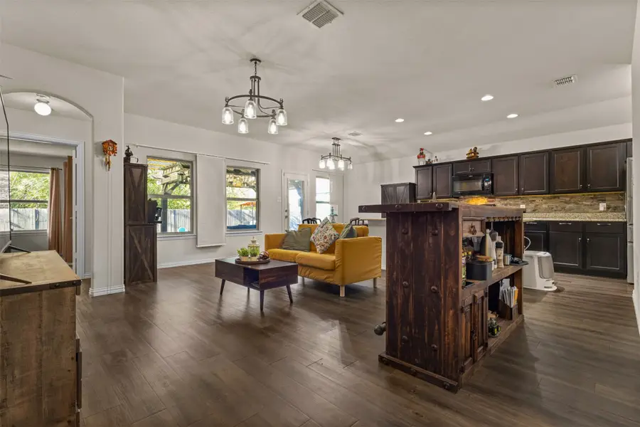 4044 Saint Christian Street, Fort Worth, TX 76119 - Image #3